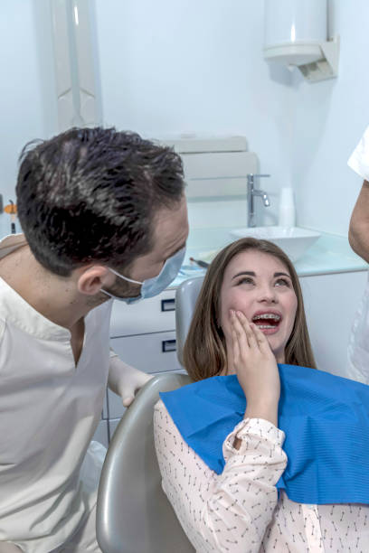 Best Urgent Tooth Repair  in Sikeston, MO